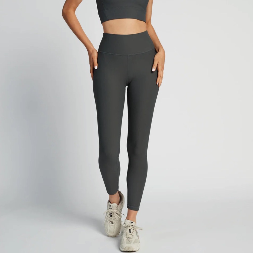 Base Ribbed (Charcoal) 7/8 Legging - Picture 2 of 4